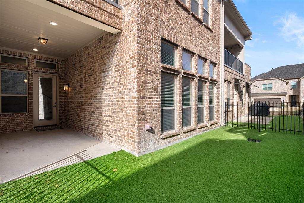 The Shops At Prestonwood Ph - Residential