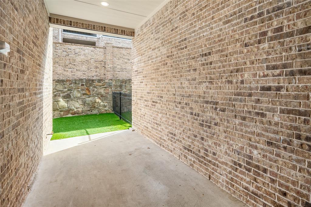 The Shops At Prestonwood Ph - Residential