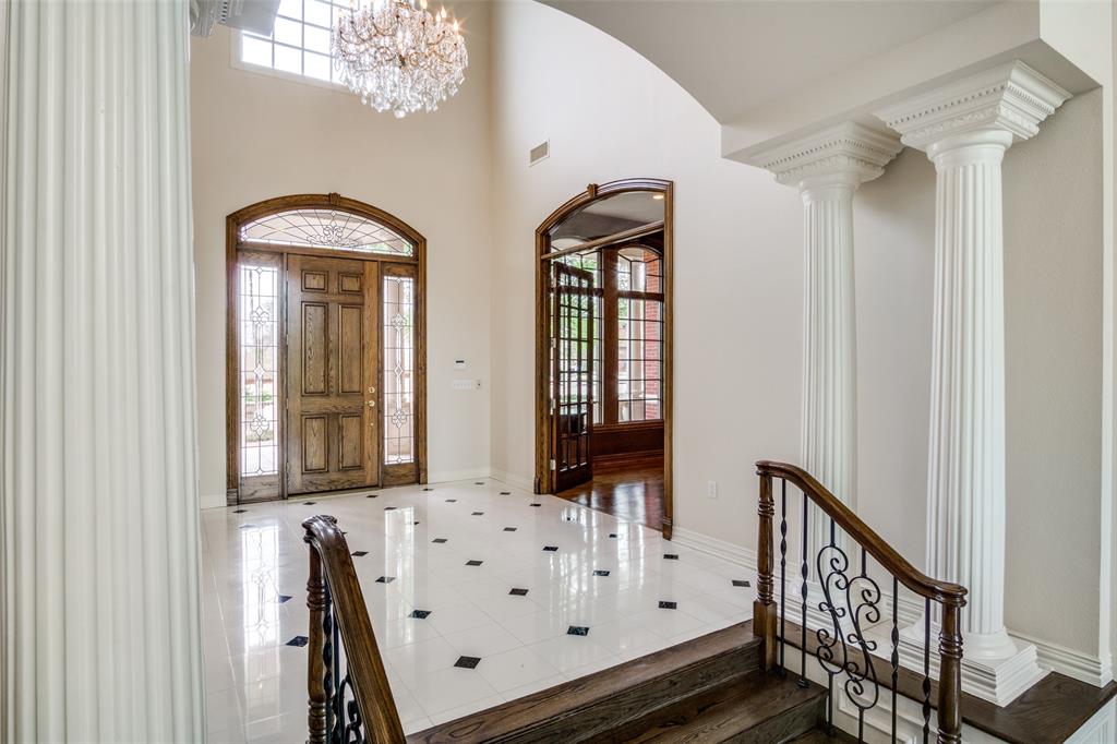 5816 Forest Highlands Drive