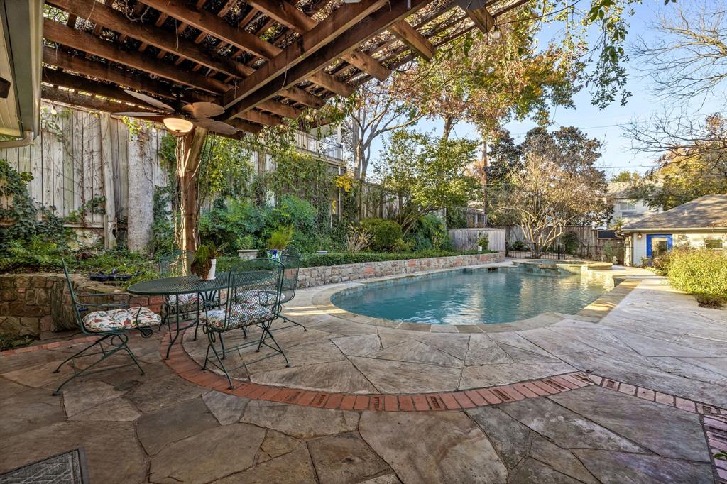 Pasadena - Residential