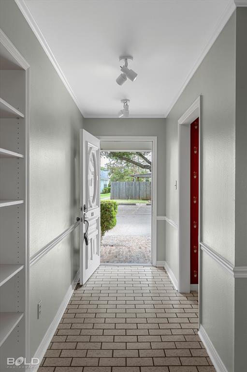 71 Colony Bend