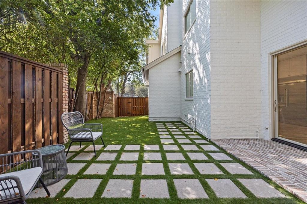 Highland Park Twnhms - Residential