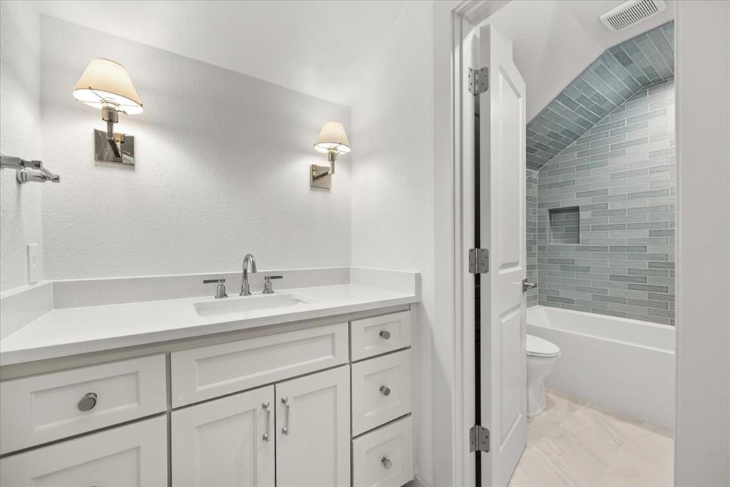 Highland Park Twnhms - Residential