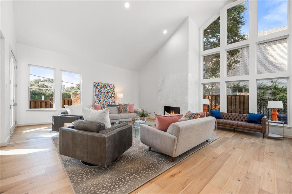 2144 Fountain Square Drive