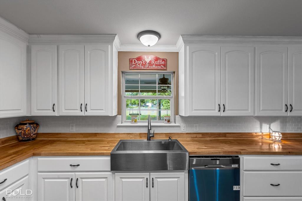 Benton, Louisiana 71006, United States, 3 Bedrooms Bedrooms, ,3 BathroomsBathrooms,Residential,Contingent,113248