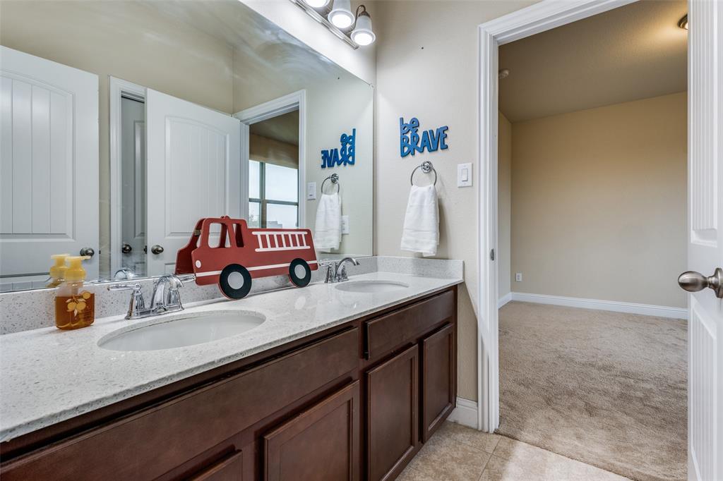 Live Oak Creek - Residential