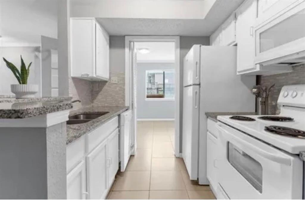 Richland Trace Condos - Residential