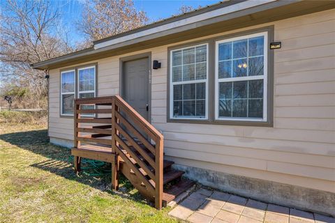 A home in Azle