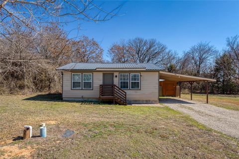 A home in Azle