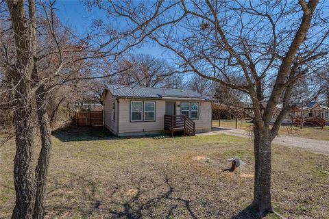 A home in Azle