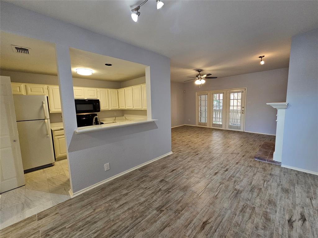 Williamsburg Condo Ph 02 - Residential Lease