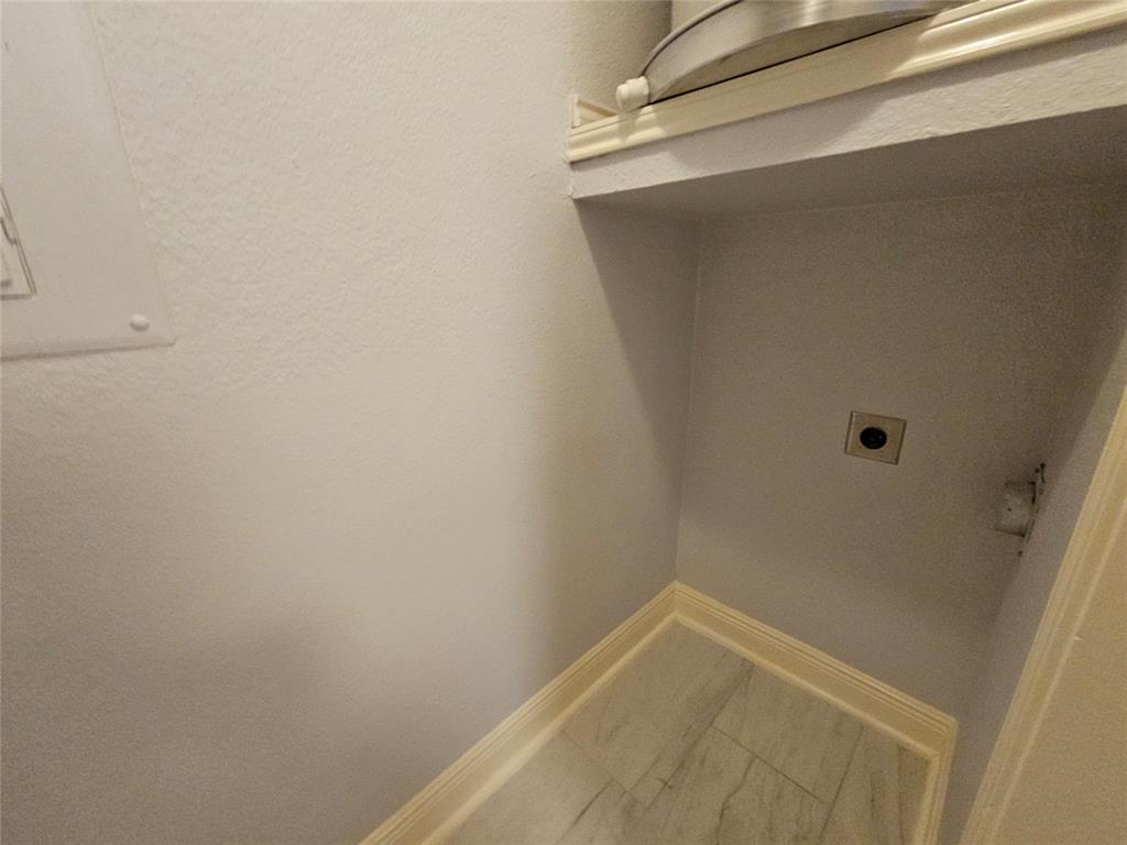 Williamsburg Condo Ph 02 - Residential Lease