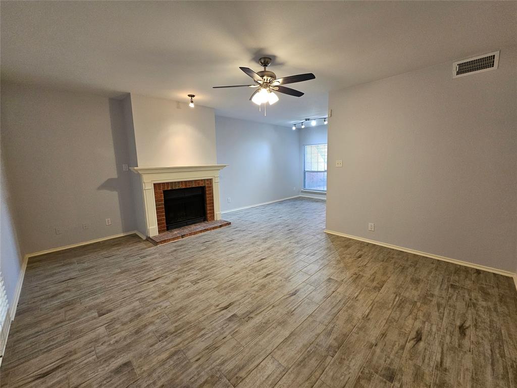 Williamsburg Condo Ph 02 - Residential Lease