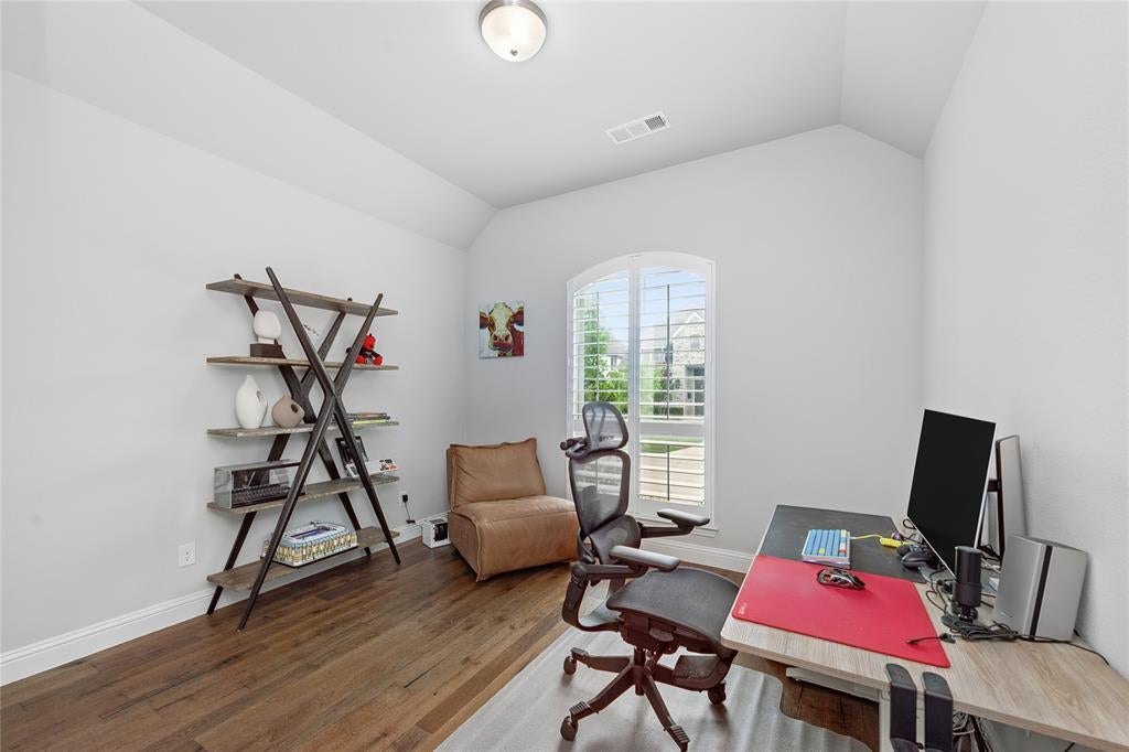 4456 Tall Knight Lane