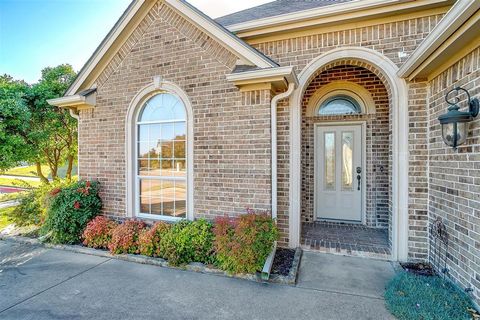 A home in Benbrook