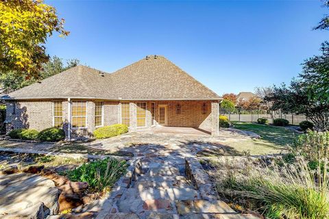 A home in Benbrook