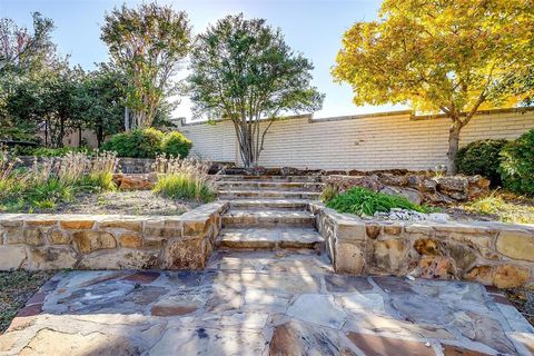 A home in Benbrook