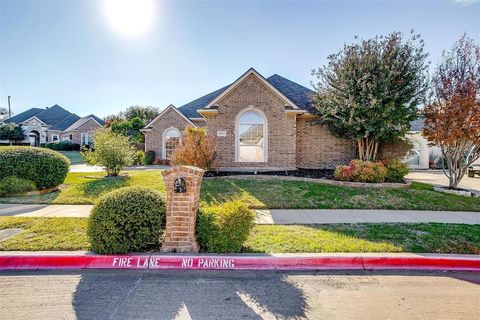 A home in Benbrook