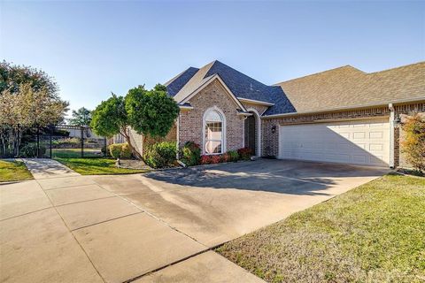 A home in Benbrook