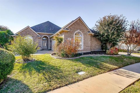 A home in Benbrook