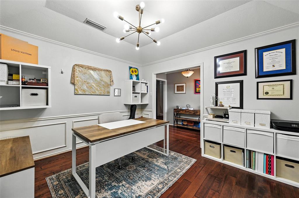 6031 White Rose Trail