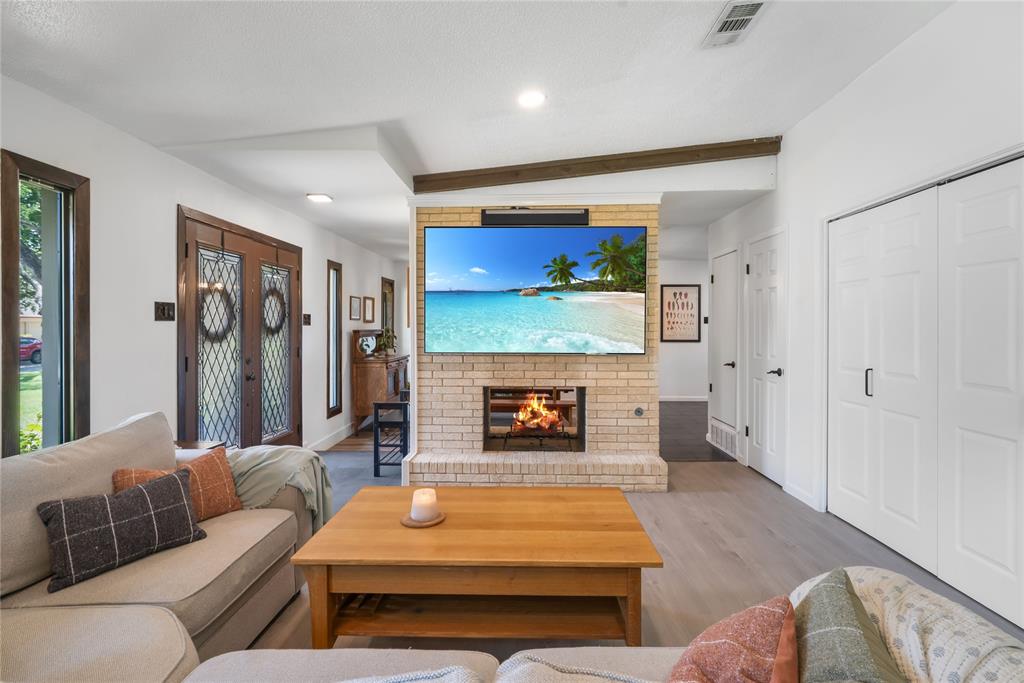 1305 Savannah Drive