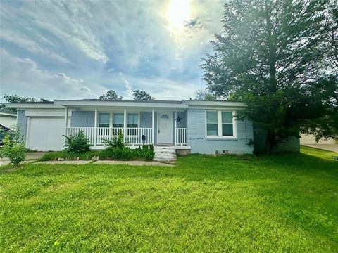4114 Rufe Snow Drive North Richland Hills TX 76180