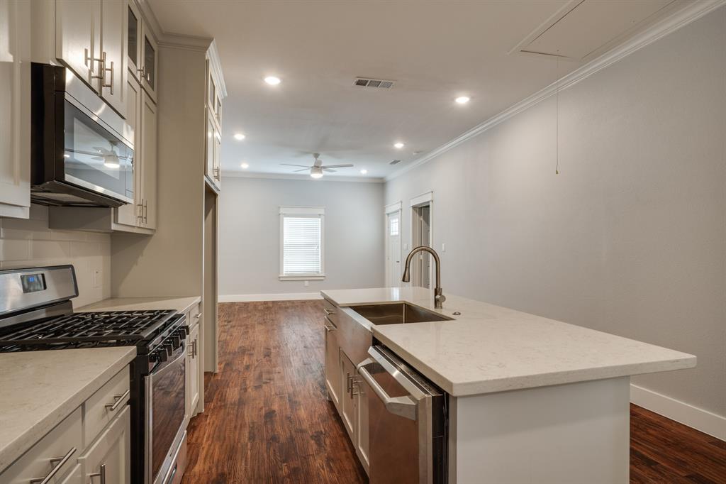 Photo 9 of 26 of 1510 Kell Boulevard house