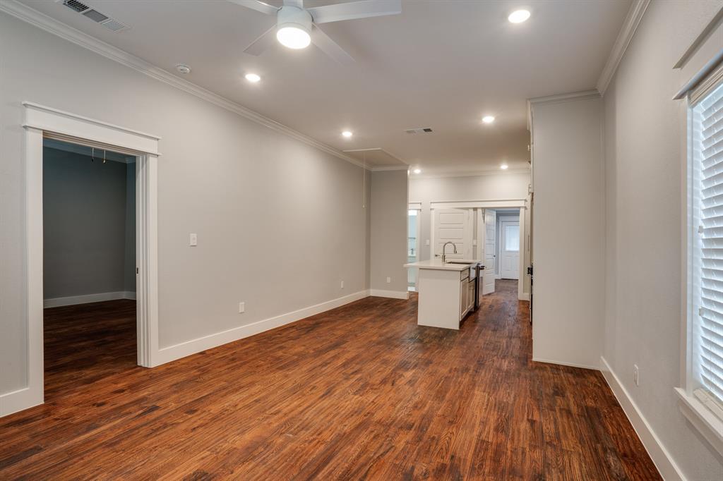 Photo 5 of 26 of 1510 Kell Boulevard house