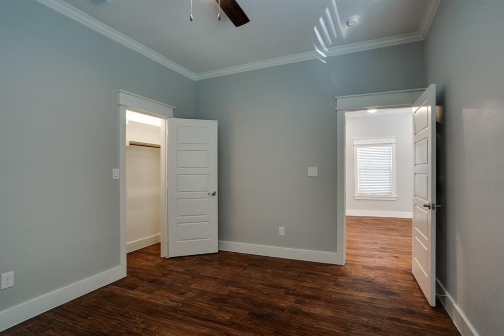 Photo 15 of 26 of 1510 Kell Boulevard house