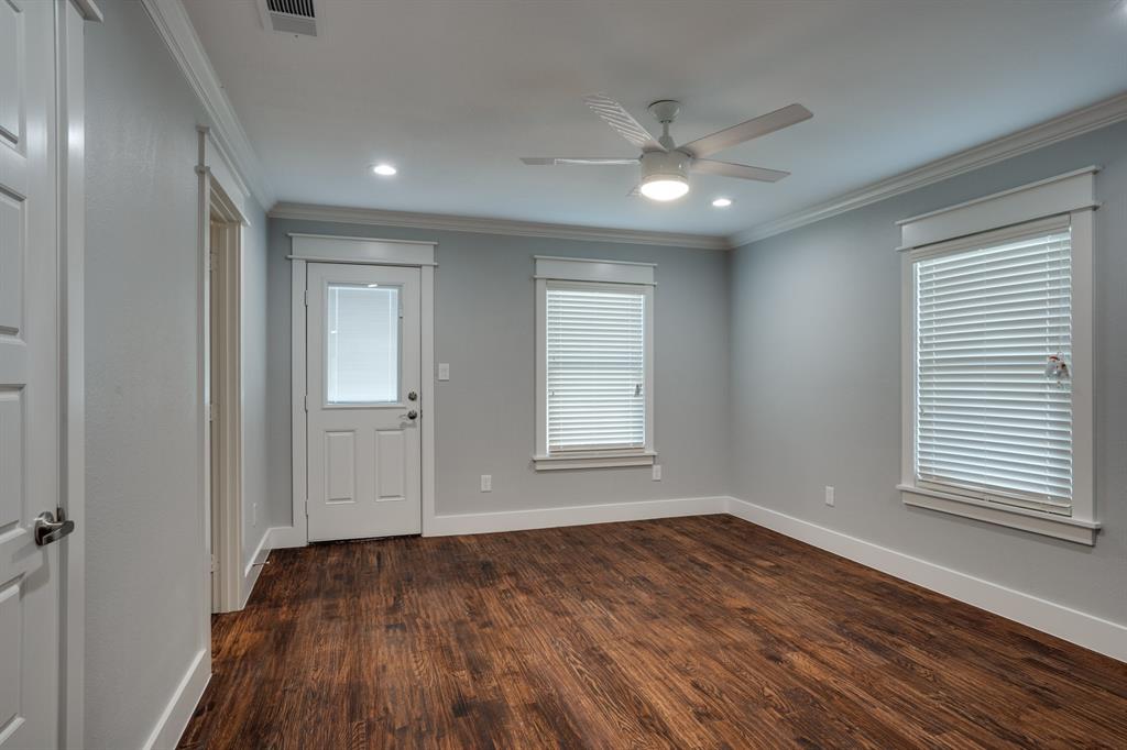 Photo 10 of 26 of 1510 Kell Boulevard house