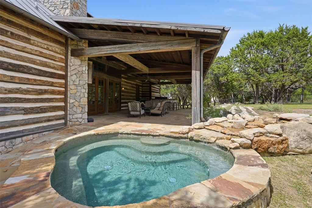 1046 Grandview Drive