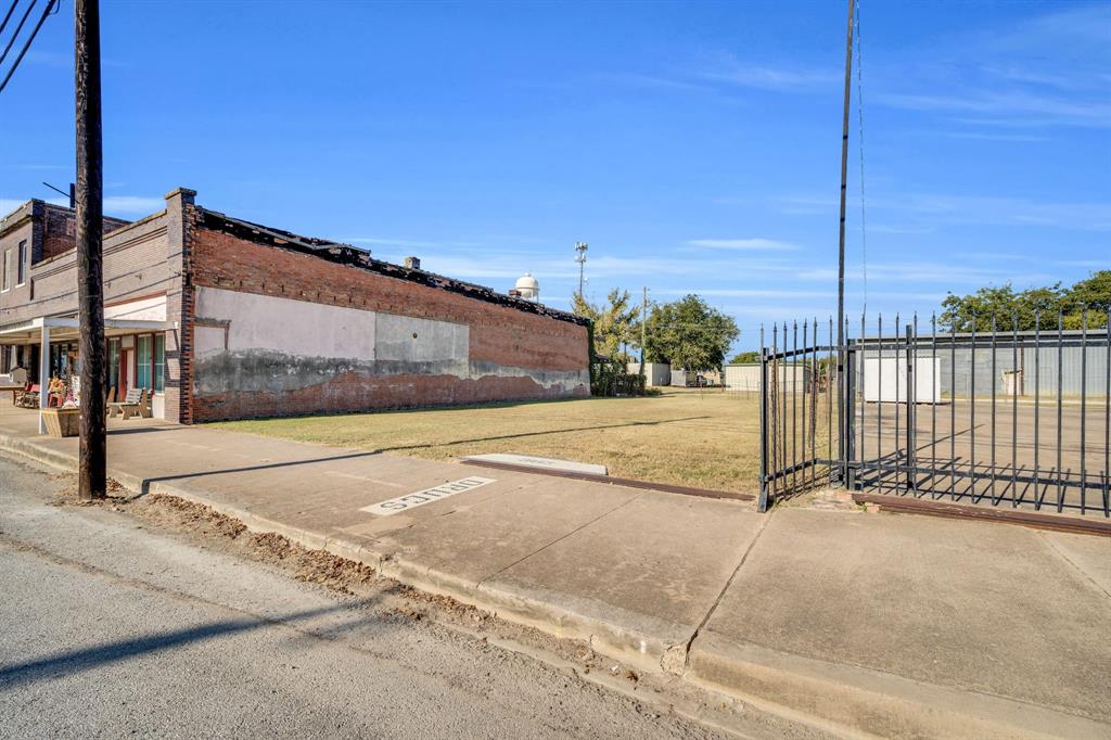 206 N Main Street