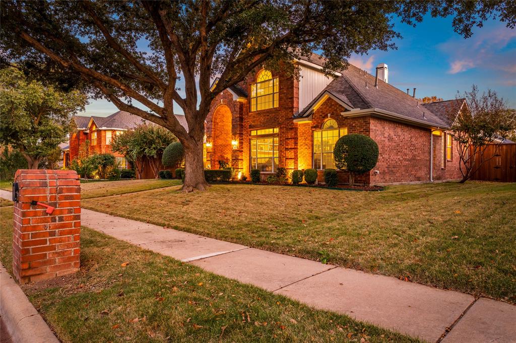 2424 Kittyhawk Drive