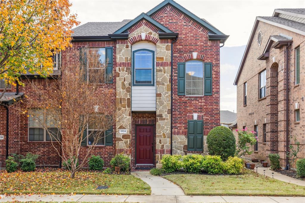 Emerald Vly Ph 3 - Residential Lease