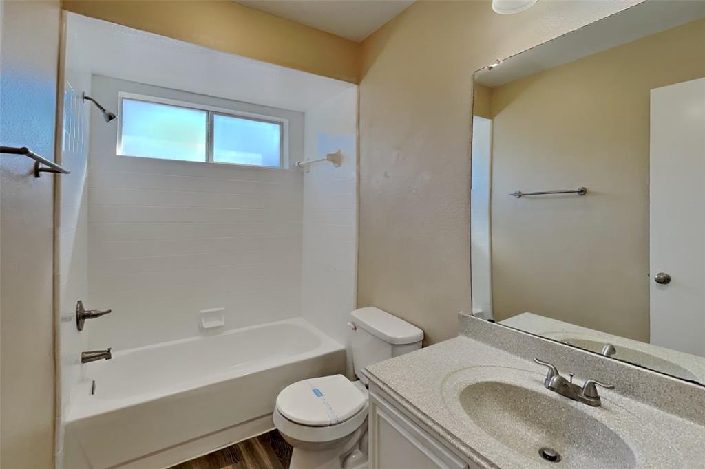 Peninsula 03b Rep - Residential Lease