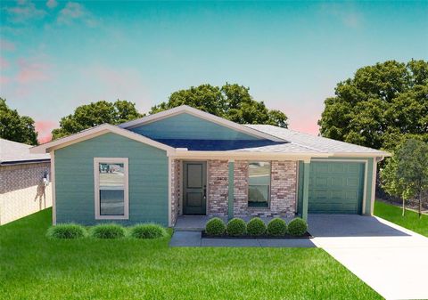 Photo of 2408 Miller Street, Denison, TX 75020 (MLS # 21101126) Photo of 2408 Miller Street, Denison, TX 75020 (MLS # 21101126)