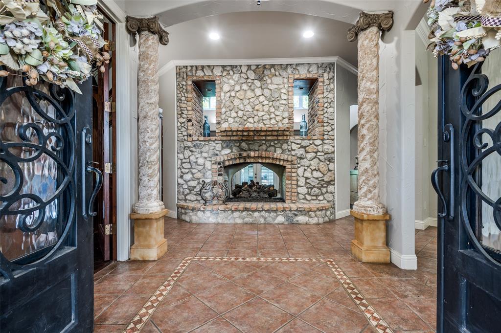 2032 Cains Lane