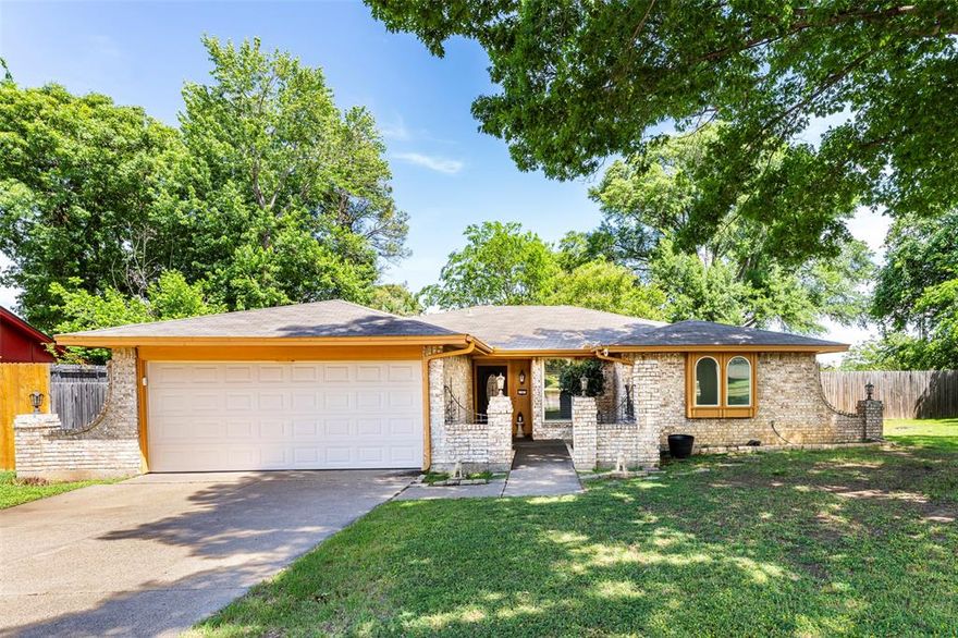 SW Arlington home with over $60,000 in remodeling and upgrades! The kitchen has finished overlaid countertop , re-faced cabinets, and Kitchen Aid, LG, and Bosch stainless steel appliances. Flooring replaced with luxury vinyl planks. Knockout master has an 8x7 sitting area and a soaking tub in the bathroom. The stunning hall bath has been remodeled with a walk-in shower. Updated light fixtures, can lights added, interior doors and hardware updated. Energy-efficient windows throughout. The living room has a vaulted ceiling and a wetbar. Covered patio and extensive decking also. Huge backyard! A reverse osmosis water filter under the sink and a whole-house water purification system. Washer, dryer, and fridge stay