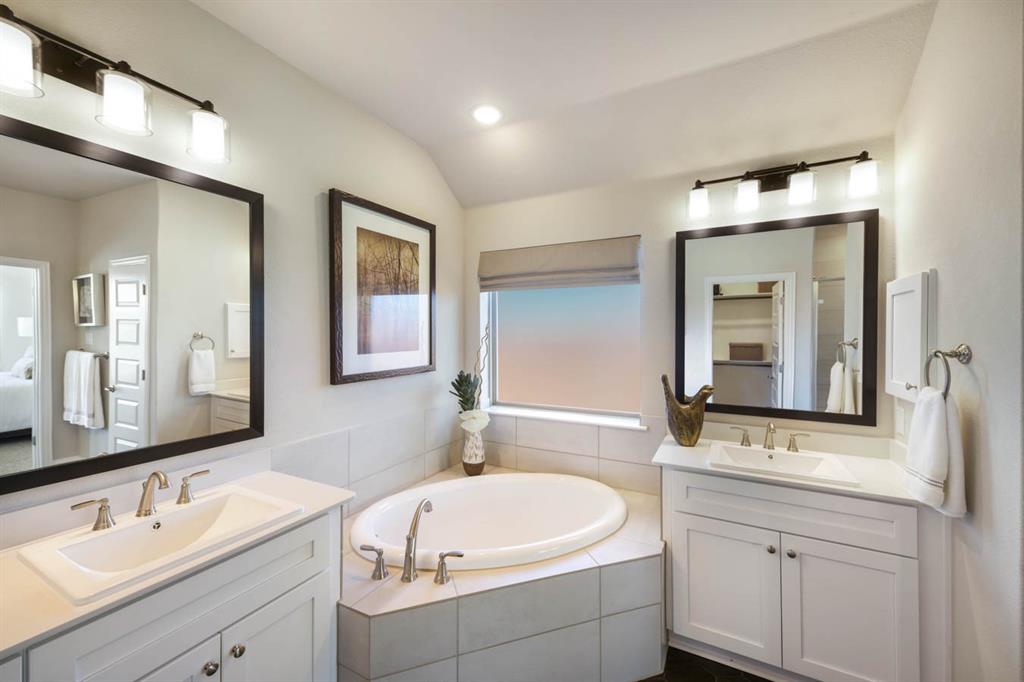 Oaks of North Grove - Residential