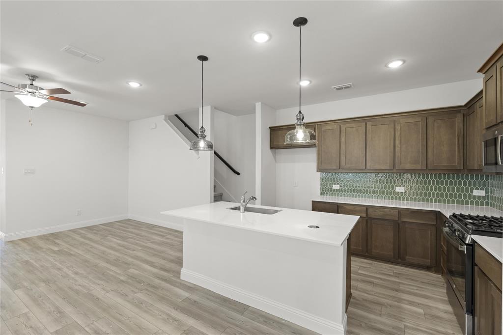 Lake Park Villas - Residential