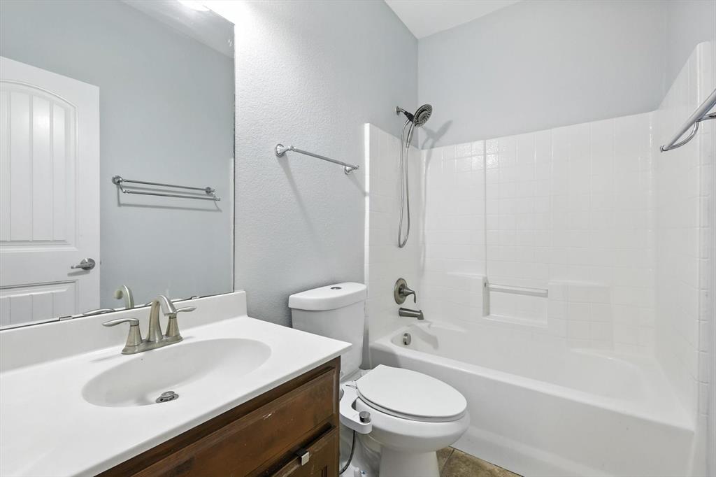 11064 Hawks Landing Road