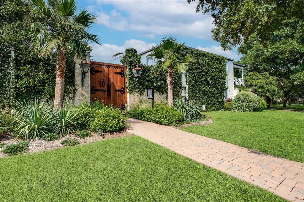 Bella Gardens Condo - Residential