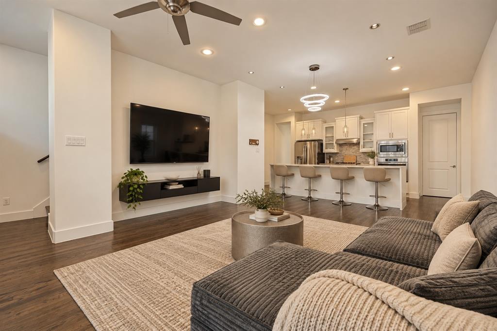 3017 Zenia Drive