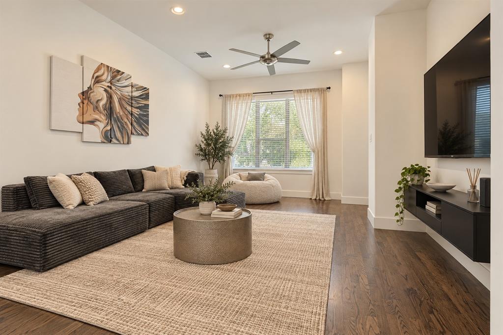 3017 Zenia Drive