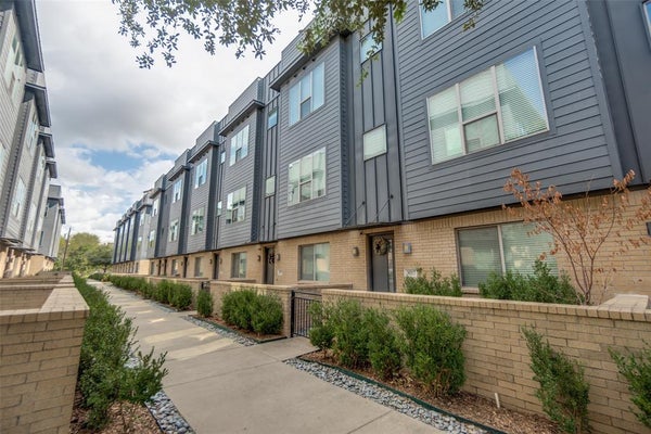 3017 ZENIA DR, DALLAS, TX 75204 - Image f983a78c3eb14435fc82a30f3cda53c8/3842340362