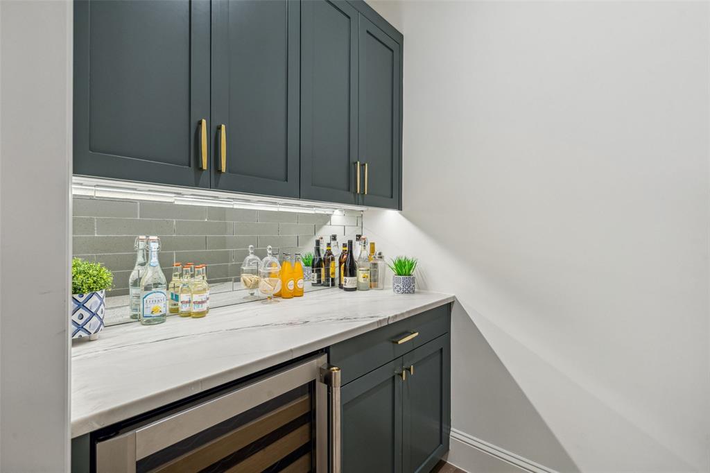 Linwood Place - Residential