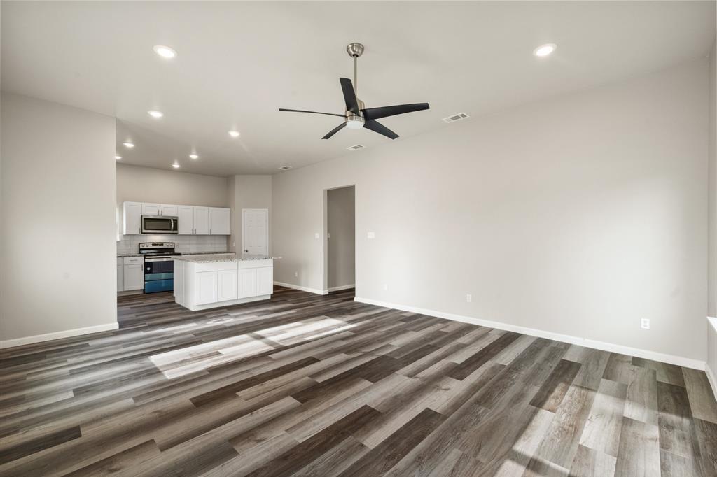 Fairview Ennis-Rev - Residential