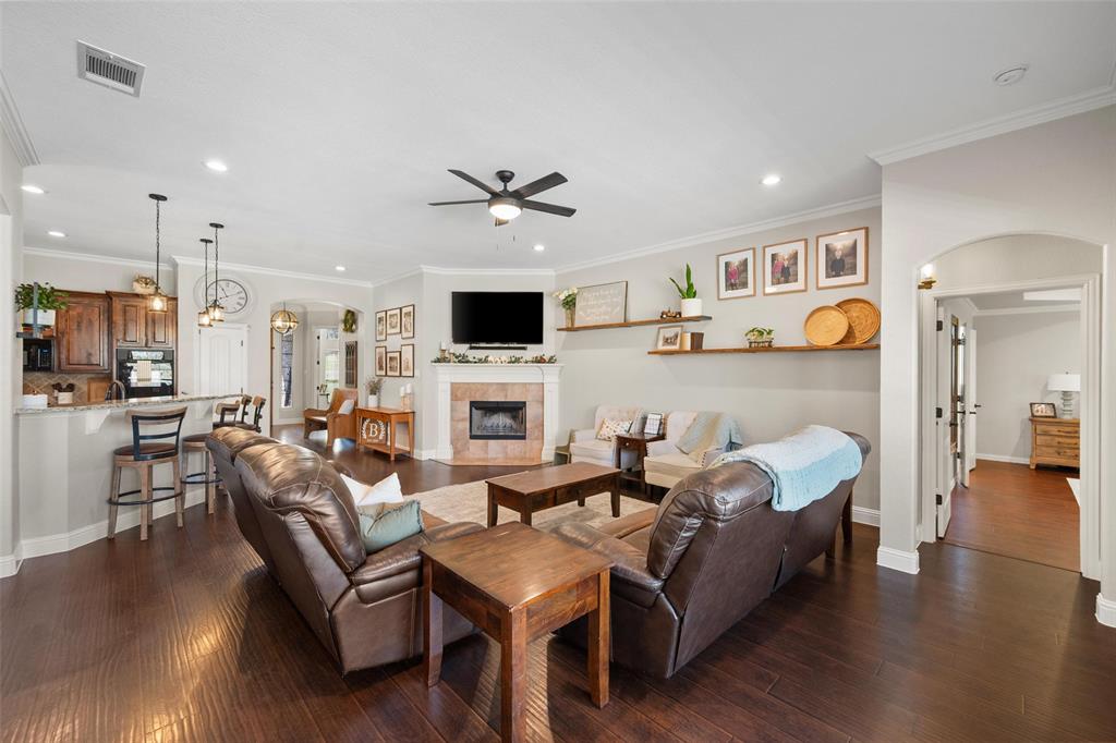 Emerald Point Estates - Residential