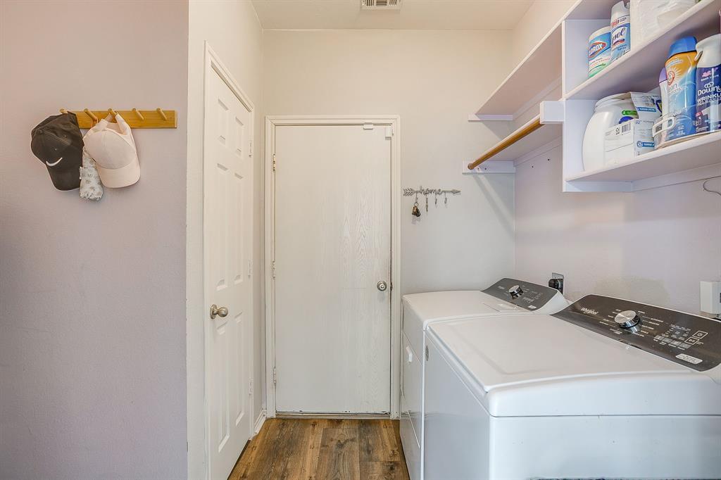 Wilshire Valley - Residential